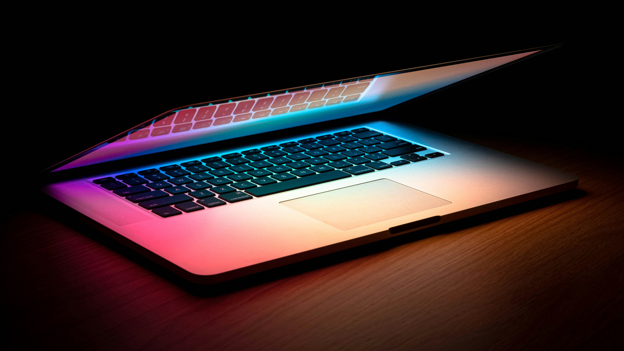 Learning and solving games in the presence of teams