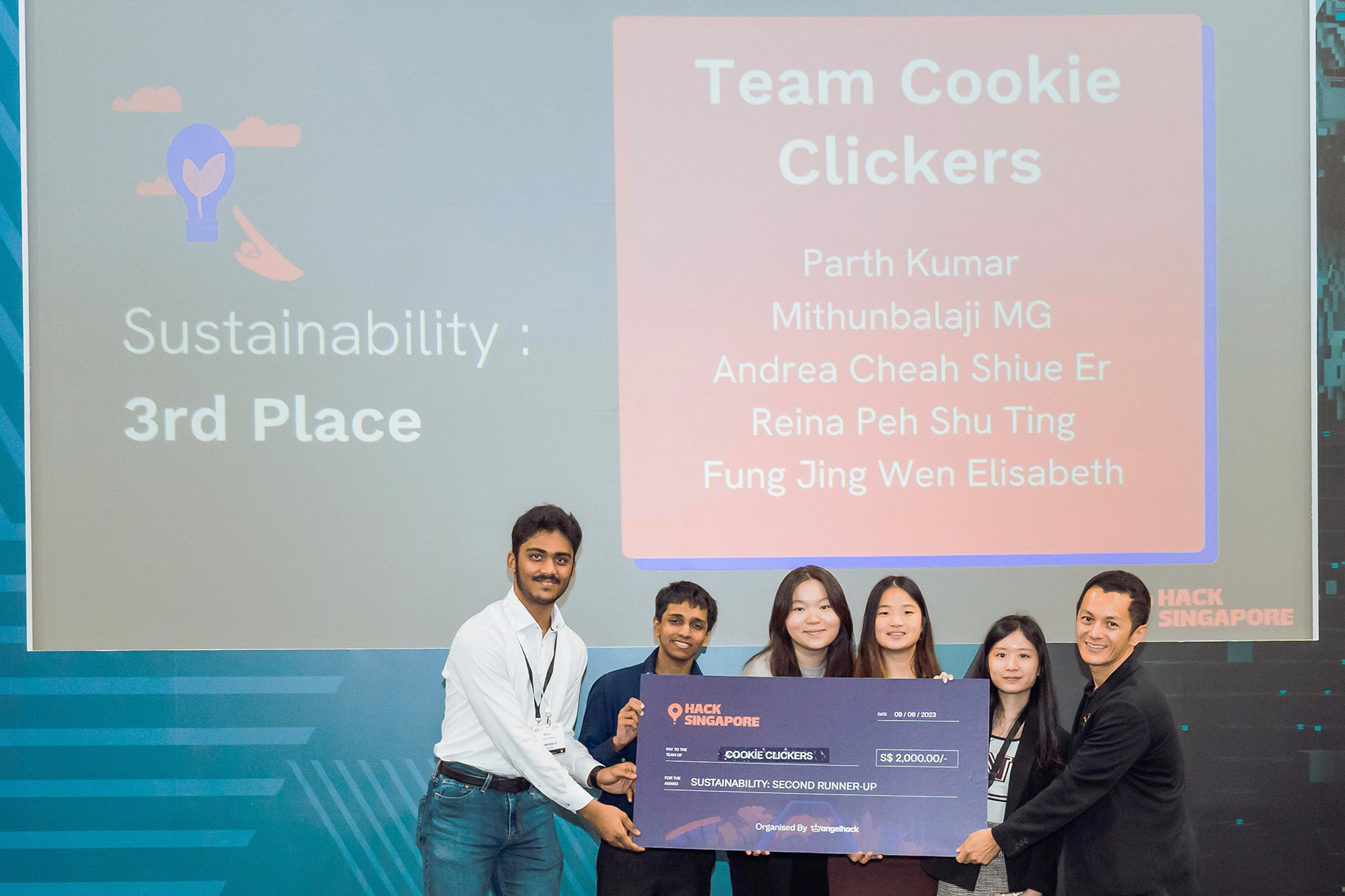 Congratulations to CSD Student Parth and his team for winning 3rd place Sustainability at HackSingapore 2023