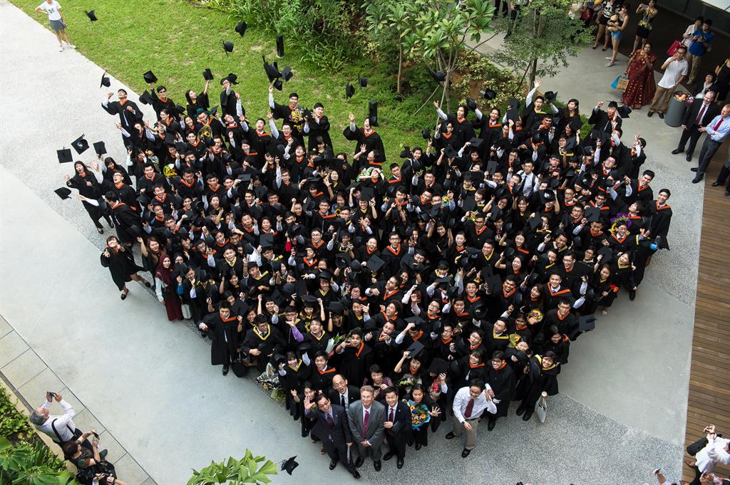SUTDs First Batch of Students Graduate