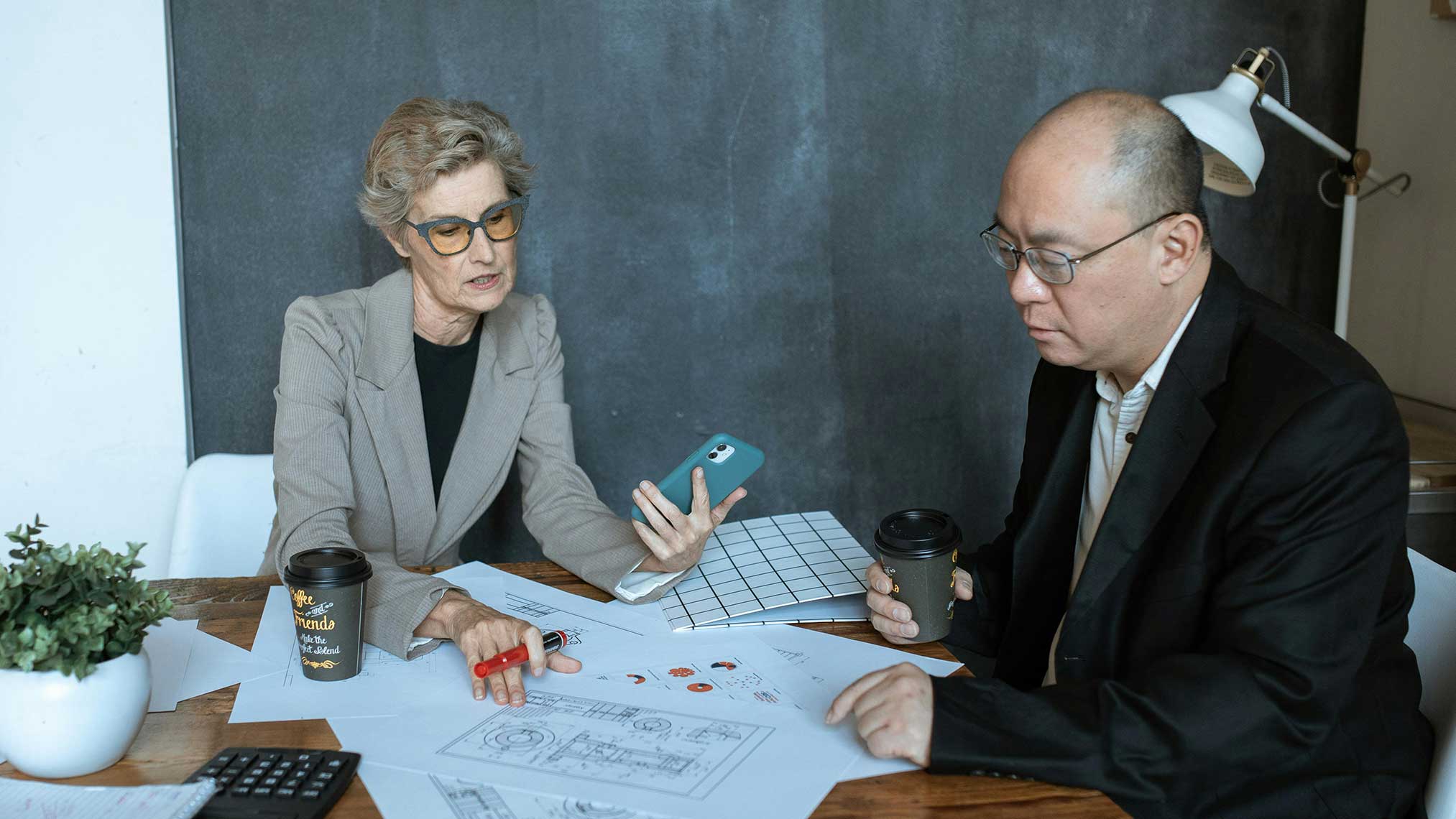 Issue 10 Management Consultant