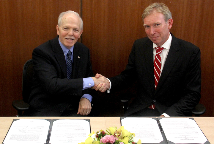 SUTD Inks Memorandum of Understanding with University of Twente The Netherlands