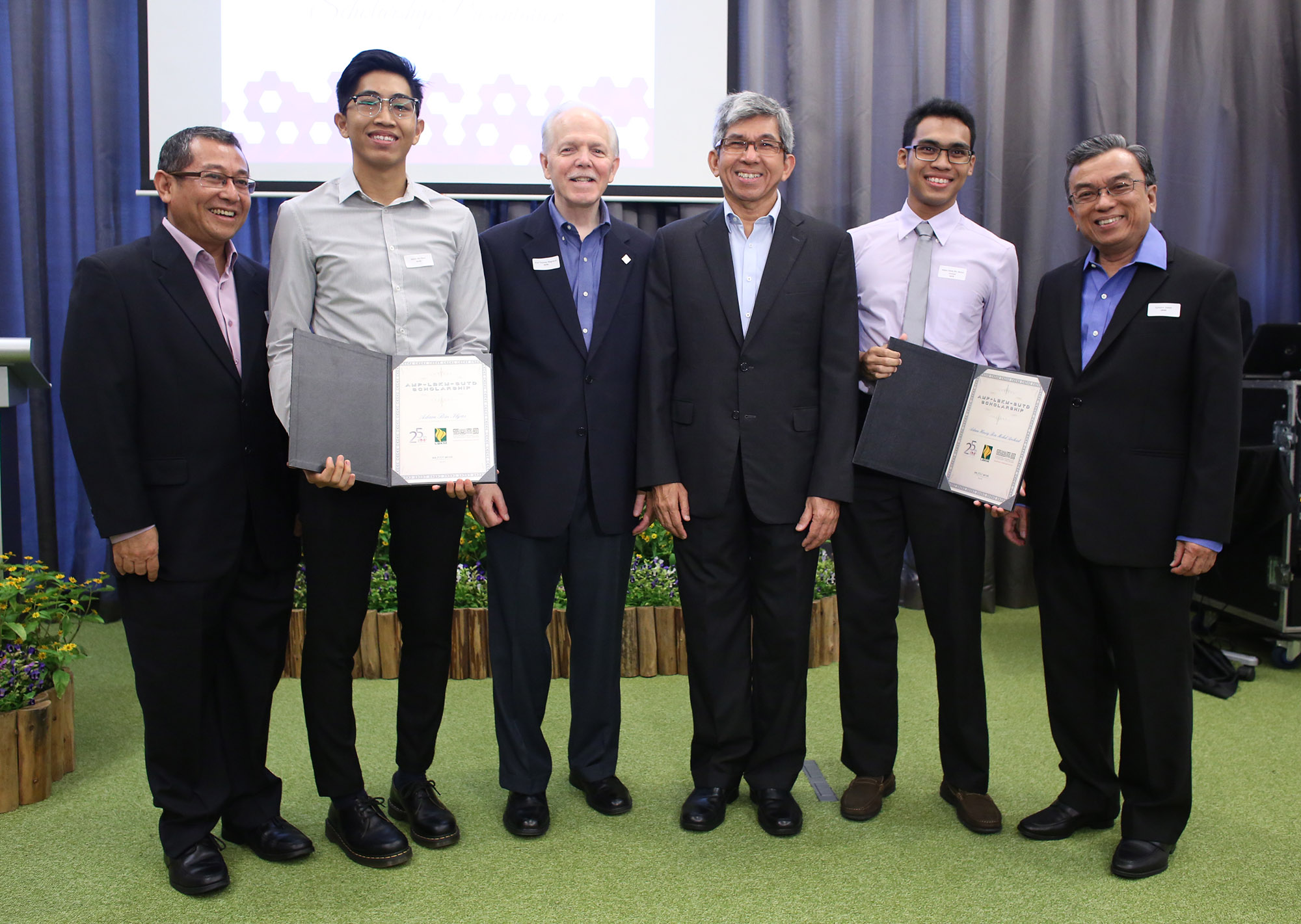 First SUTD Scholarship for Malay Students To Pursue STEM Education